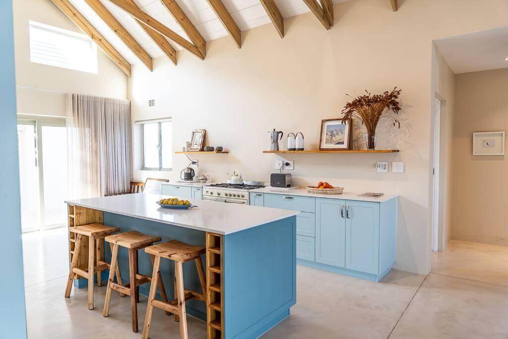 Sandown Synergy Lagoon House Villa