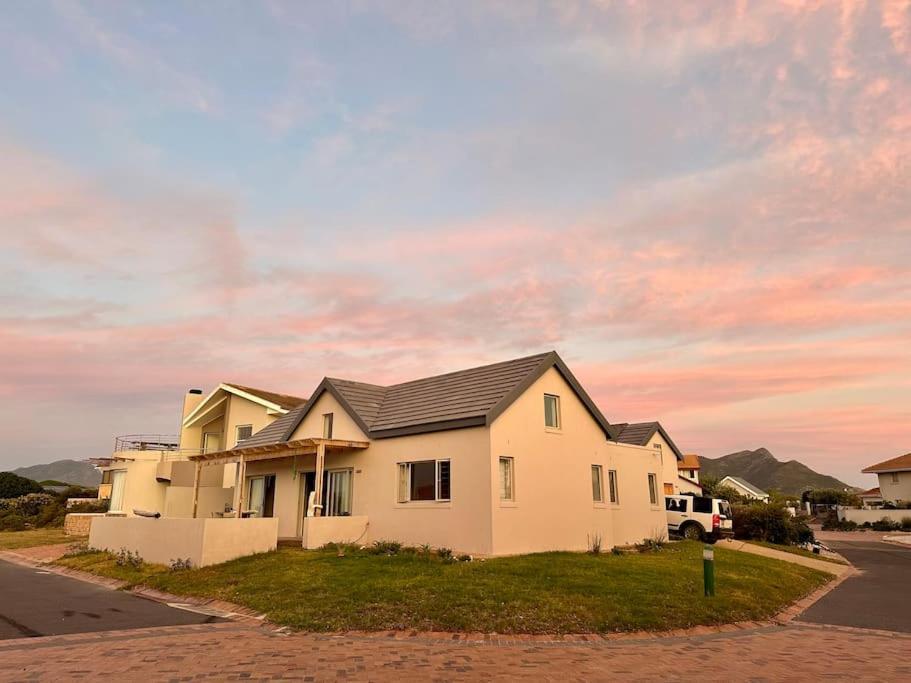 Villa Sandown Synergy Lagoon House *